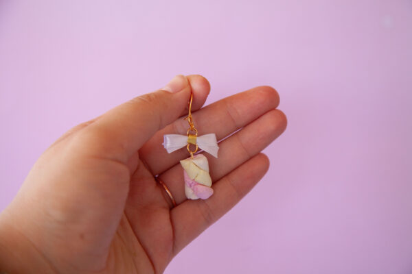 Σκουλαρίκια “Gold Marshmallow Bows” - Image 7