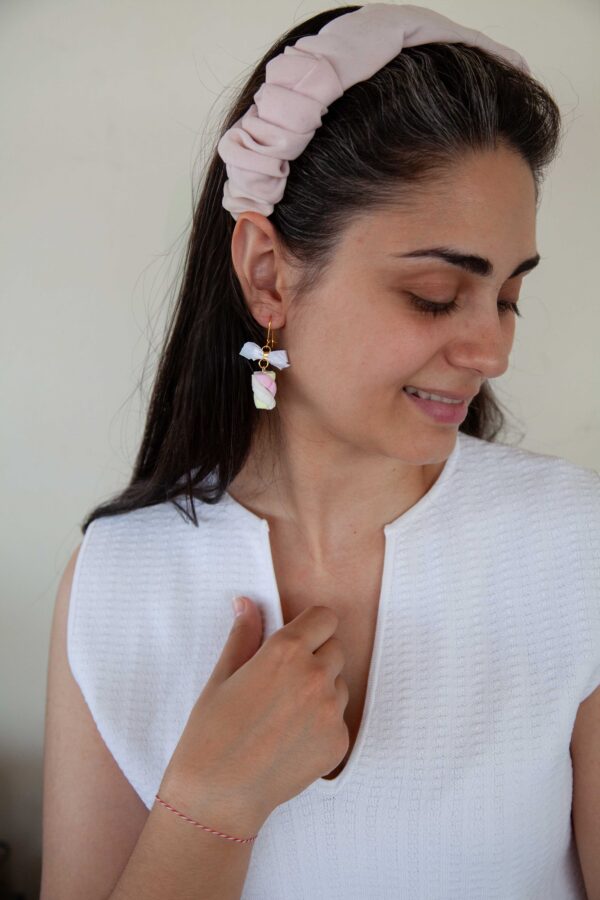 Σκουλαρίκια “Gold Marshmallow Bows” - Image 6