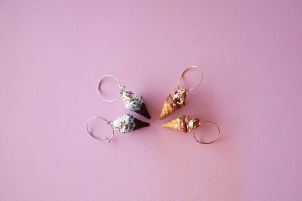 Σκουλαρίκια Παγωτό Μηχανής "Cookies & Cream Hoops" - Image 9